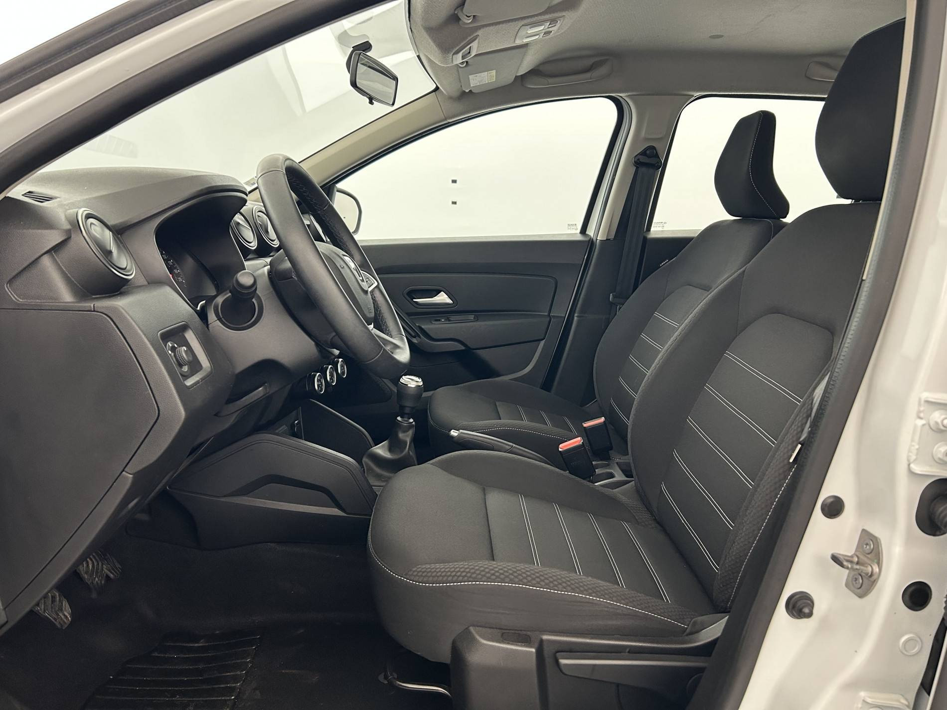 Vente en ligne Dacia Duster  Blue dCi 115 4x2 au prix de 17 990 €