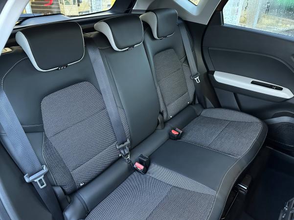 Vente en ligne Renault Captur  E-Tech Plug-in 160 au prix de 19 990 €