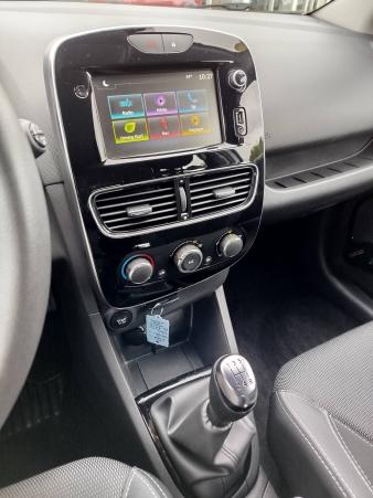 Vente en ligne Renault Clio 4 CLIO SOCIETE DCI 90 ENERGY E6C au prix de 10 590 €