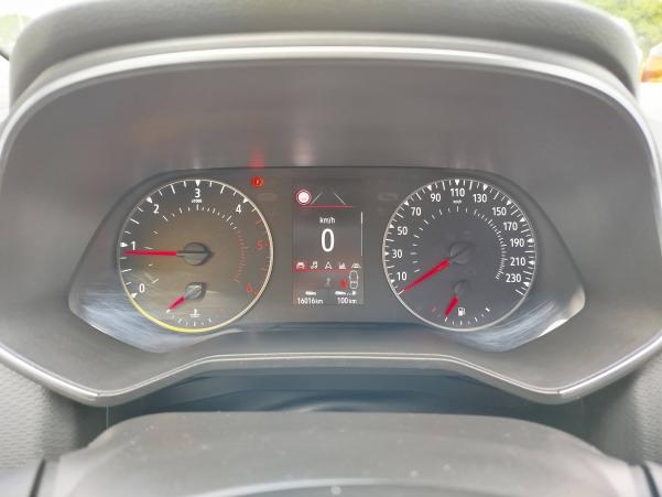 Vente en ligne Renault Clio 5 Clio Blue dCi 85 au prix de 15 790 €