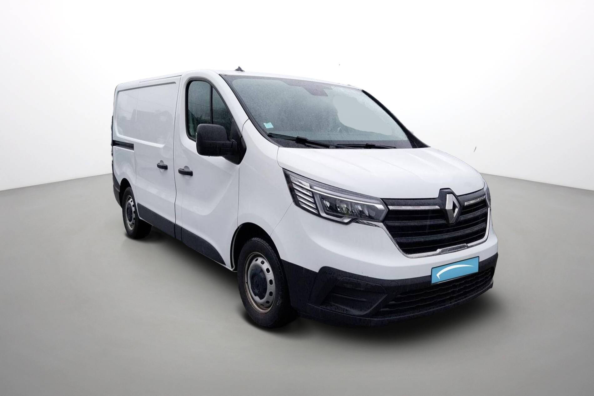 Vente en ligne Renault Trafic 3 Fourgon TRAFIC FG BLUE DCI 130 L1H1 3T GSR2 au prix de 24 590 €