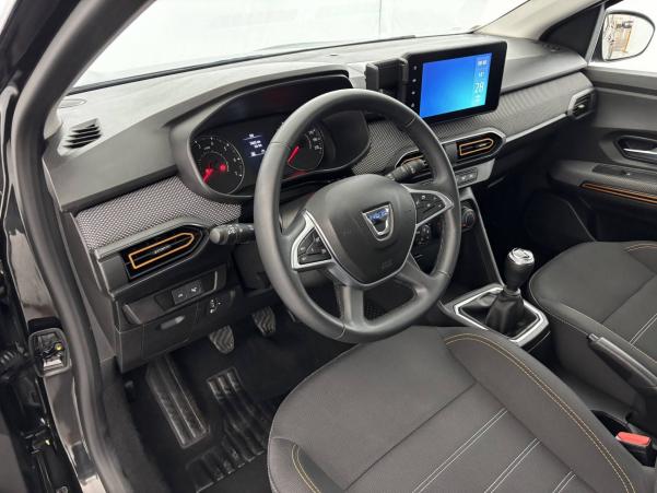 Vente en ligne Dacia Sandero  ECO-G 100 - 22 au prix de 13 790 €