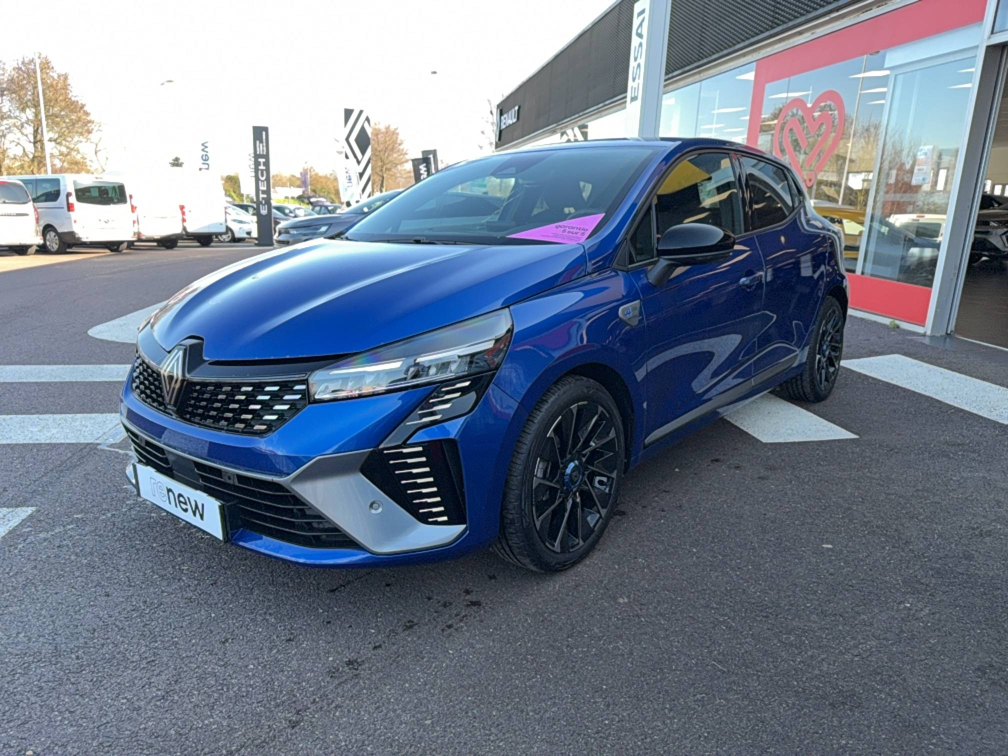 Vente en ligne Renault Clio 5 Clio TCe 90 au prix de 17 990 €