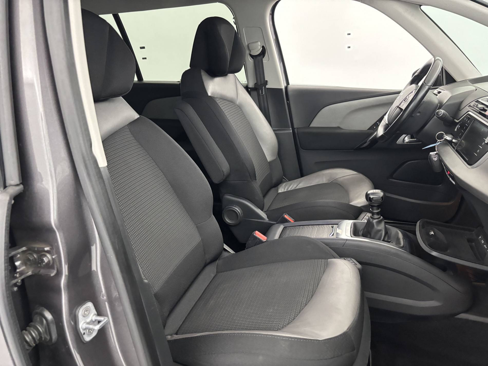 Vente en ligne Citroën Grand C4 Spacetourer  BlueHDi 130 S&S BVM6 au prix de 11 990 €