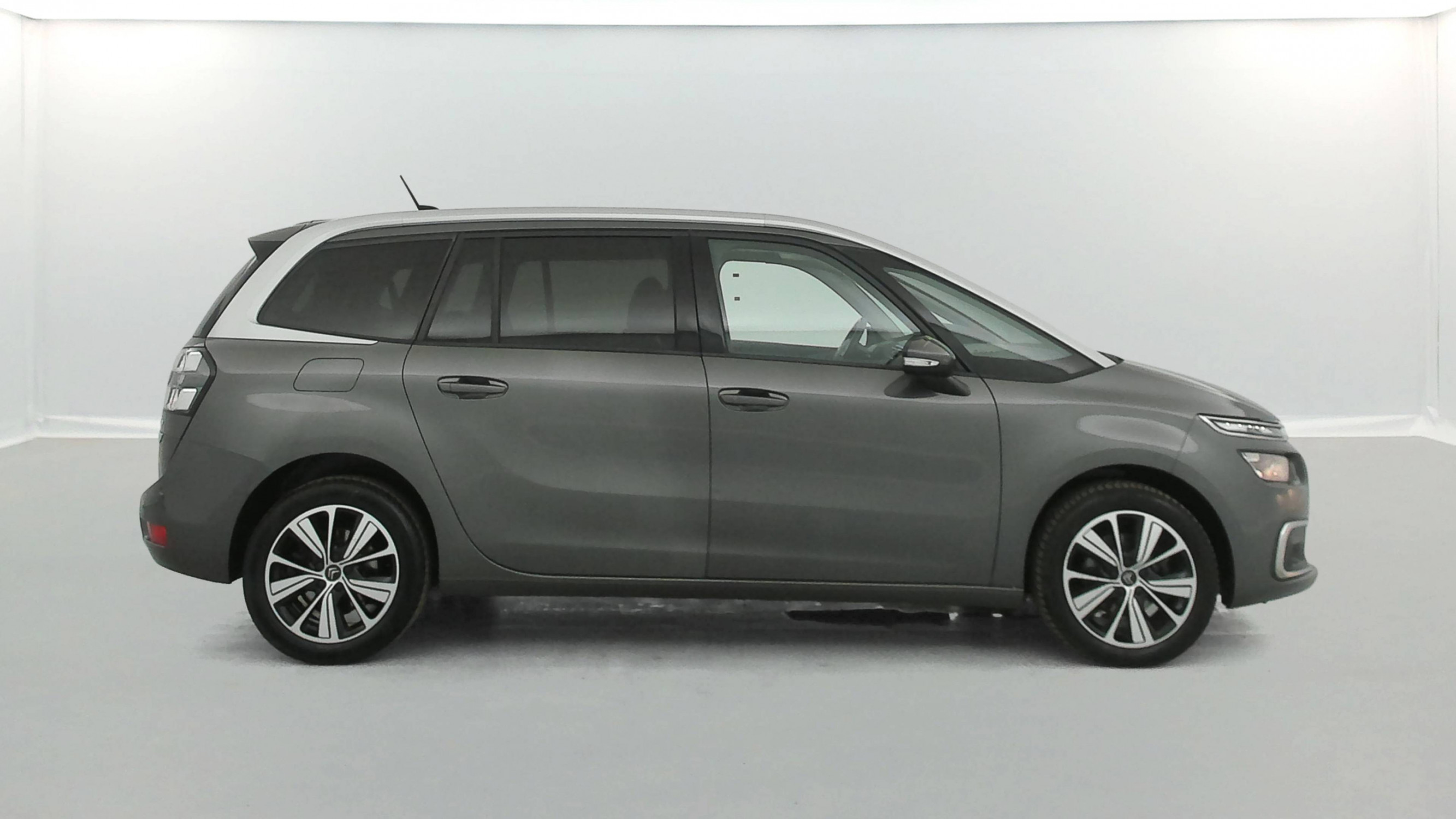 Vente en ligne Citroën Grand C4 Spacetourer  BlueHDi 130 S&S BVM6 au prix de 11 990 €