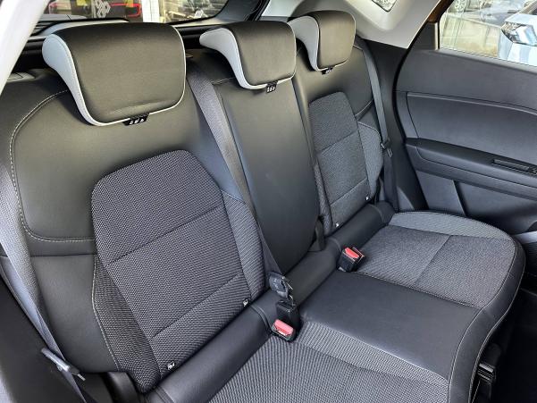 Vente en ligne Renault Captur  TCe 140 EDC - 21 au prix de 19 990 €