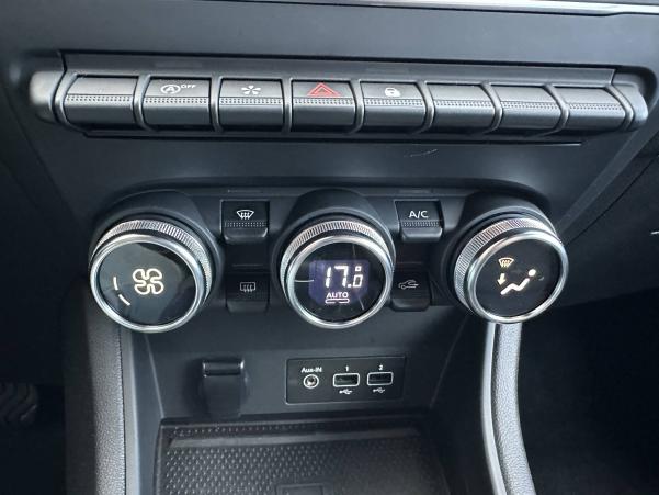 Vente en ligne Renault Captur  TCe 140 EDC - 21 au prix de 19 990 €