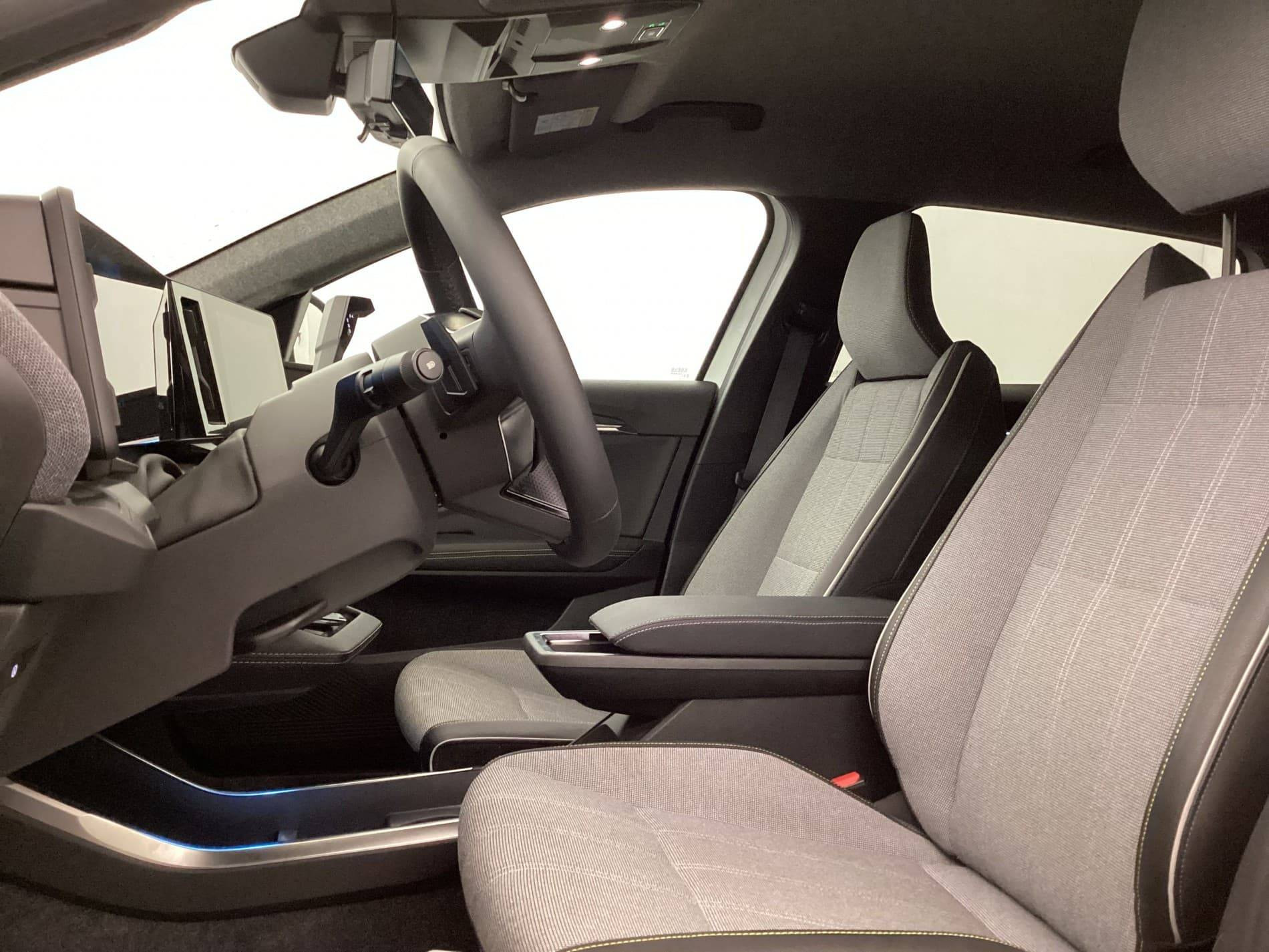 Vente en ligne Renault Scenic E-Tech  220 ch grande autonomie au prix de 39 990 €