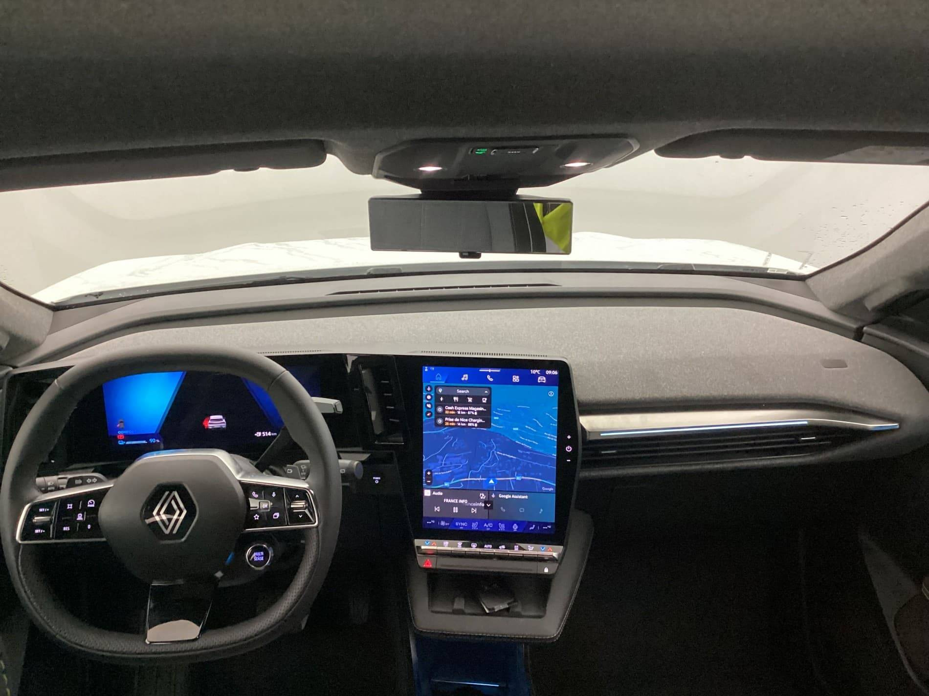 Vente en ligne Renault Scenic E-Tech  220 ch grande autonomie au prix de 39 990 €