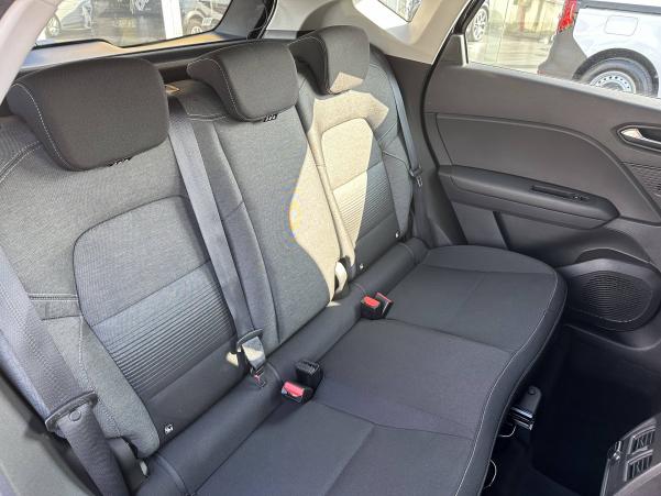 Vente en ligne Renault Captur  Blue dCi 95 au prix de 17 290 €