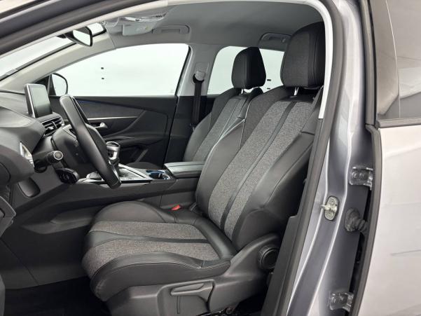 Vente en ligne Peugeot 3008 3008 BlueHDi 130ch S&S BVM6 au prix de 16 890 €