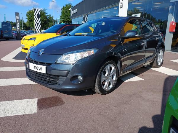 Vente en ligne Renault Megane 3 Mégane III dCi 130 FAP eco2 au prix de 8 990 €