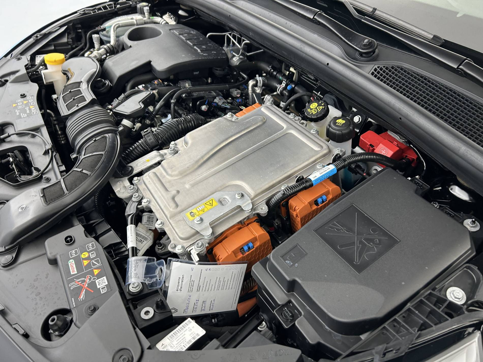 Vente en ligne Renault Clio 5 Clio E-Tech full hybrid 145 ch GSR2 au prix de 20 690 €