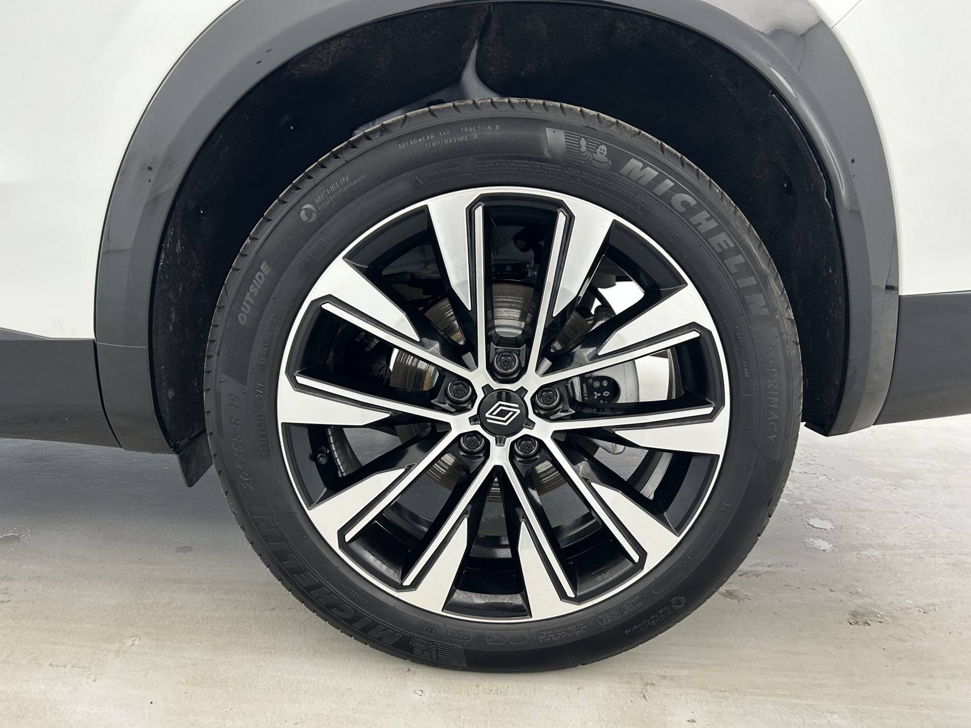 Vente en ligne Renault Espace Espace E-Tech full hybrid 200 GSR2 au prix de 35 990 €