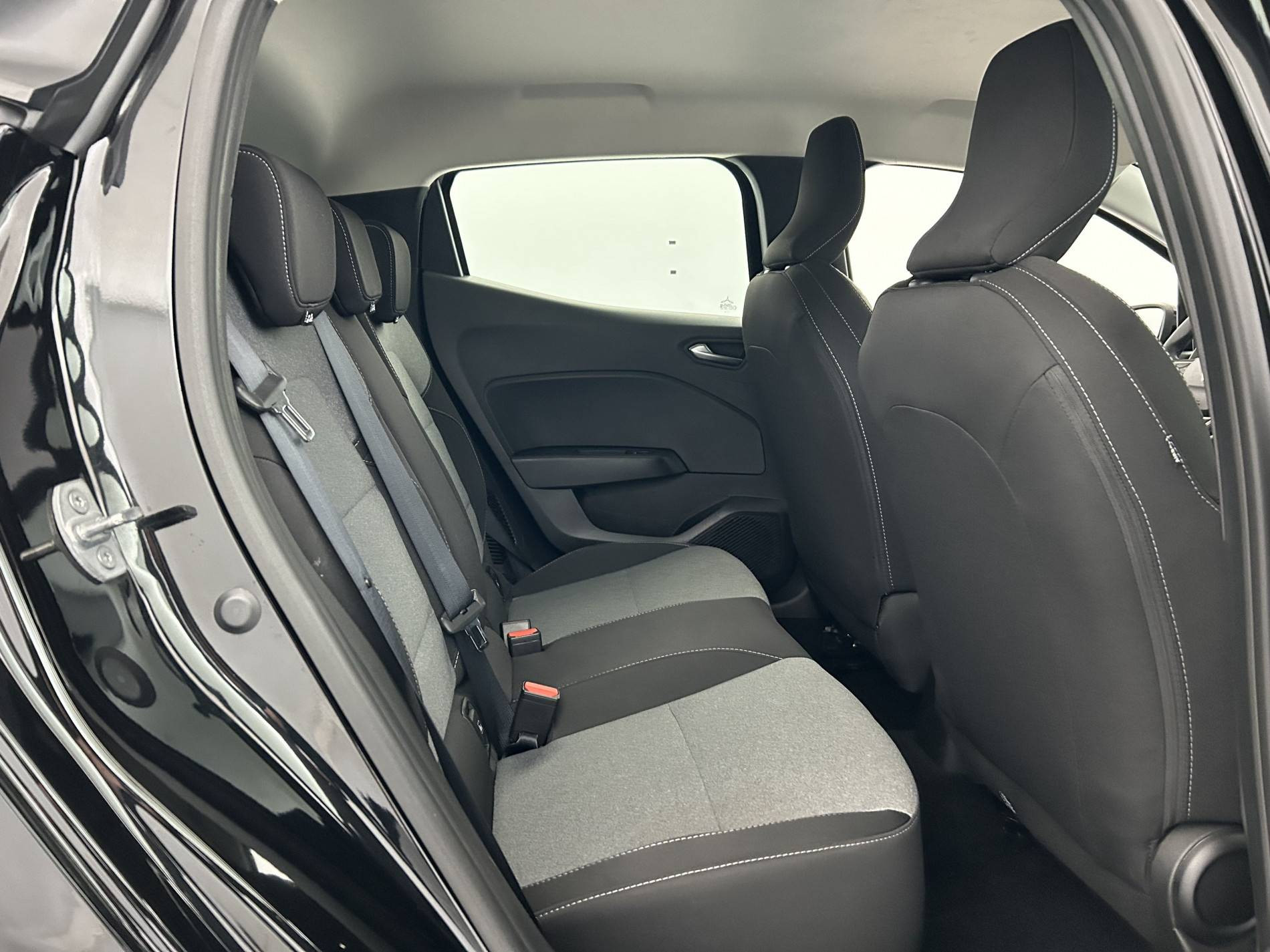 Vente en ligne Renault Clio 5 Clio E-Tech full hybrid 145 ch GSR2 au prix de 20 690 €