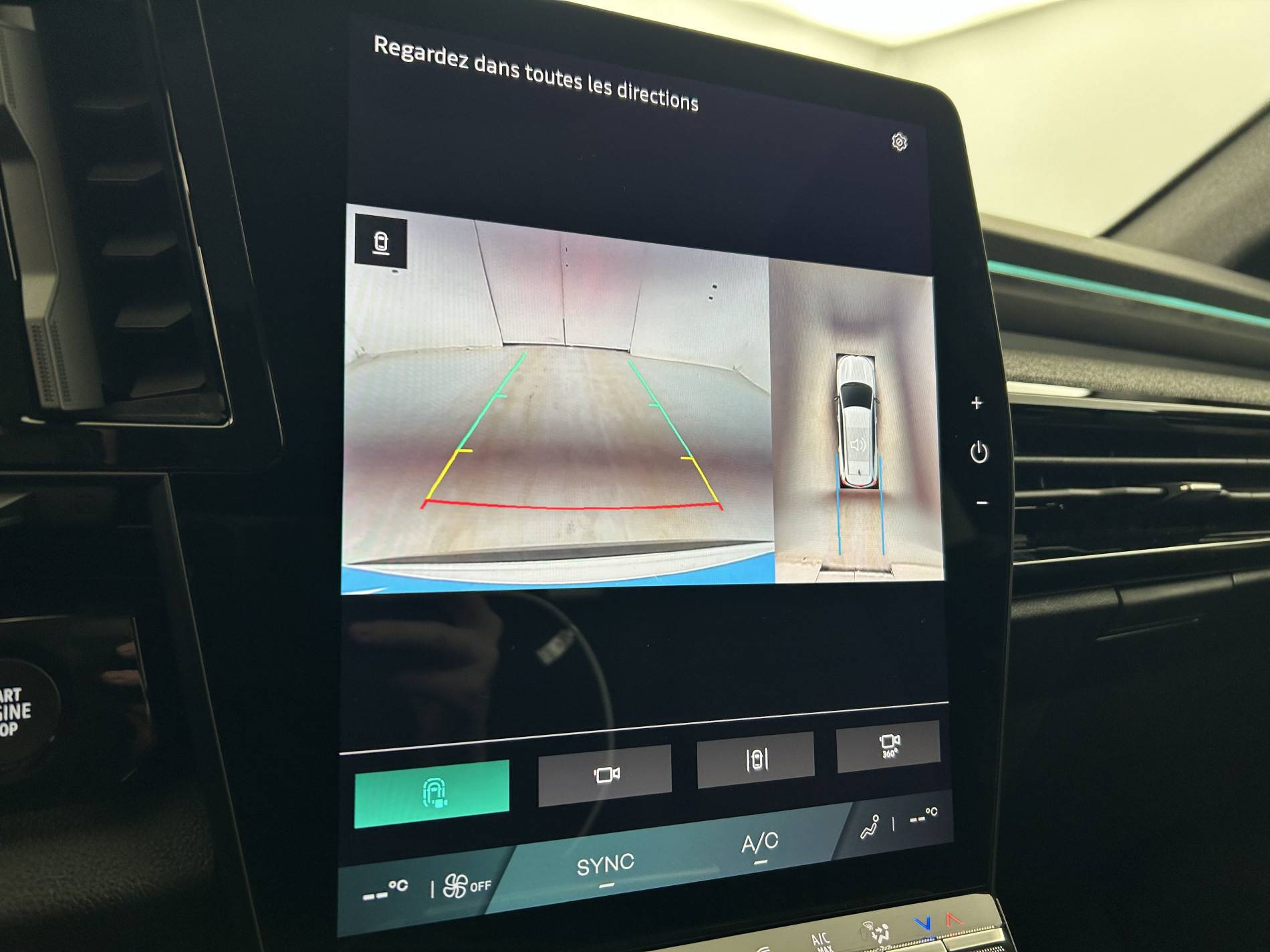 Vente en ligne Renault Espace Espace E-Tech full hybrid 200 GSR2 au prix de 35 990 €