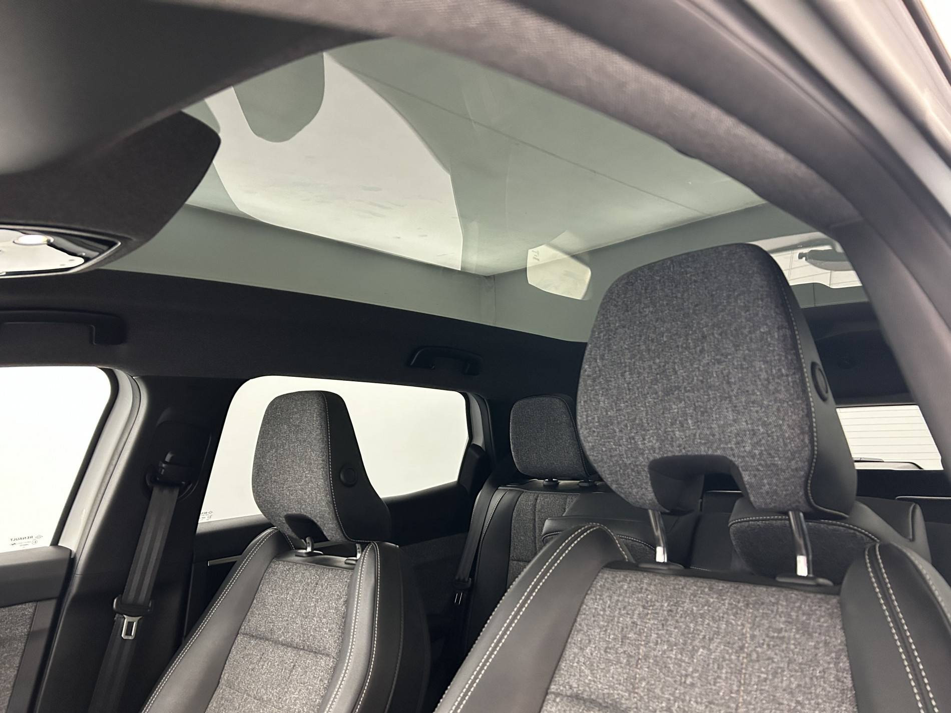 Vente en ligne Renault Espace Espace E-Tech full hybrid 200 GSR2 au prix de 35 990 €