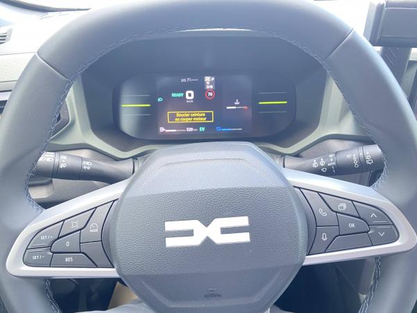 Vente en ligne Dacia Duster  Hybrid 140 4x2 au prix de 28 900 €