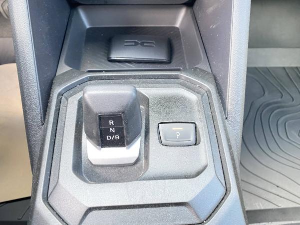 Vente en ligne Dacia Duster  Hybrid 140 4x2 au prix de 28 900 €