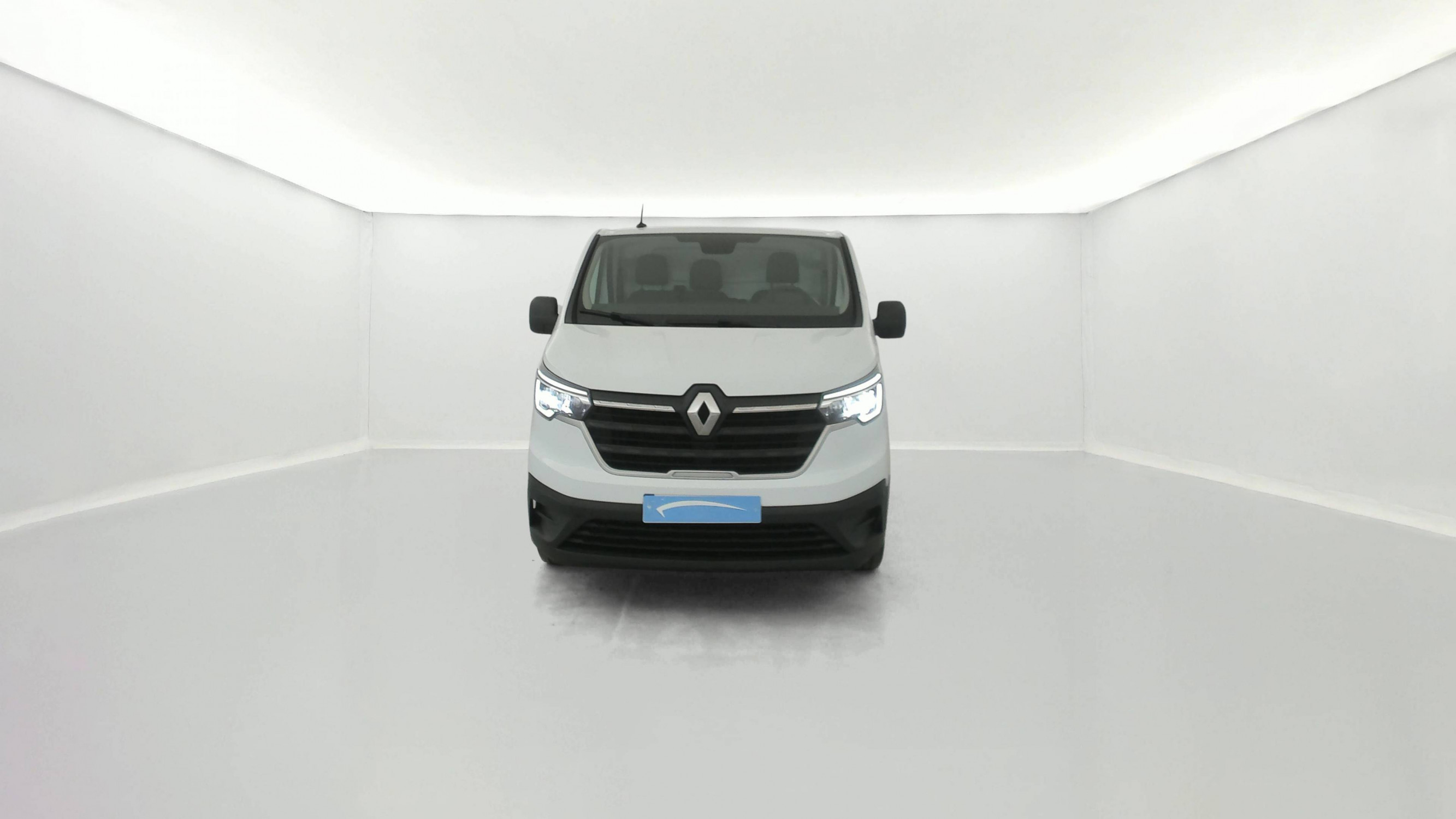 Vente en ligne Renault Trafic 3 Fourgon TRAFIC FGN L1H1 3000 KG BLUE DCI 130 au prix de 23 590 €
