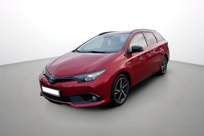 Vente en ligne Toyota Auris Touring Sports Auris Touring Sports Hybride 136h au prix de 16 990 €