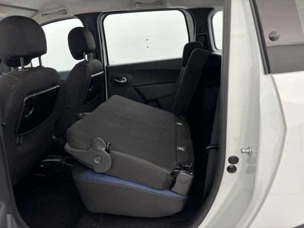 Vente en ligne Dacia Lodgy  Blue dCi 115 7 places au prix de 16 690 €