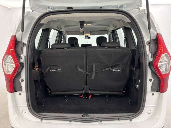 Vente en ligne Dacia Lodgy  Blue dCi 115 7 places au prix de 16 690 €