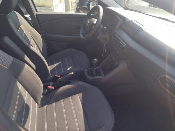 Vente en ligne Dacia Sandero  ECO-G 100 au prix de 10 990 €