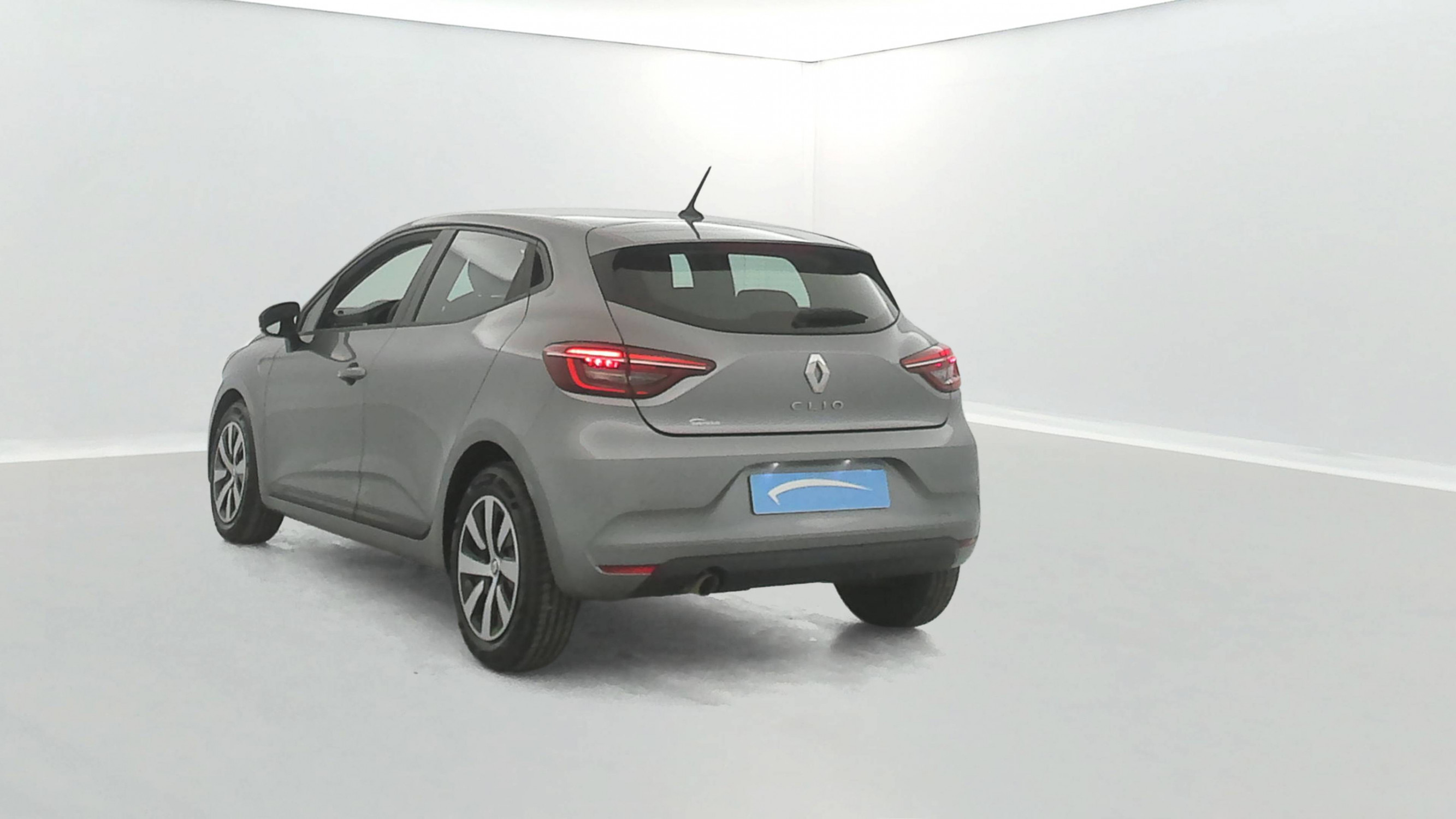 Vente en ligne Renault Clio 5 Clio TCe 90 au prix de 15 590 €