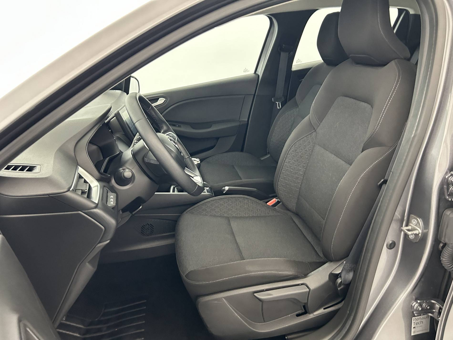 Vente en ligne Renault Clio 5 Clio TCe 90 au prix de 15 590 €