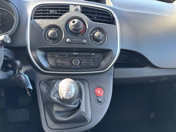 Vente en ligne Renault Kangoo  Blue dCi 115 au prix de 14 290 €