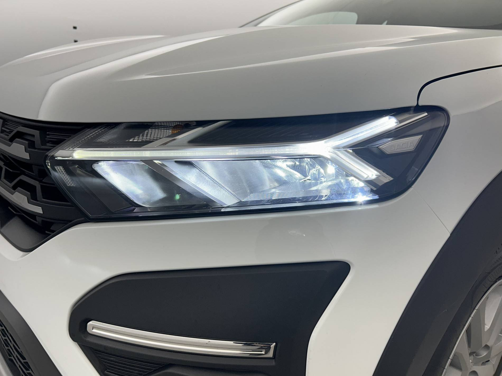 Vente en ligne Dacia Sandero  ECO-G 100 au prix de 13 490 €