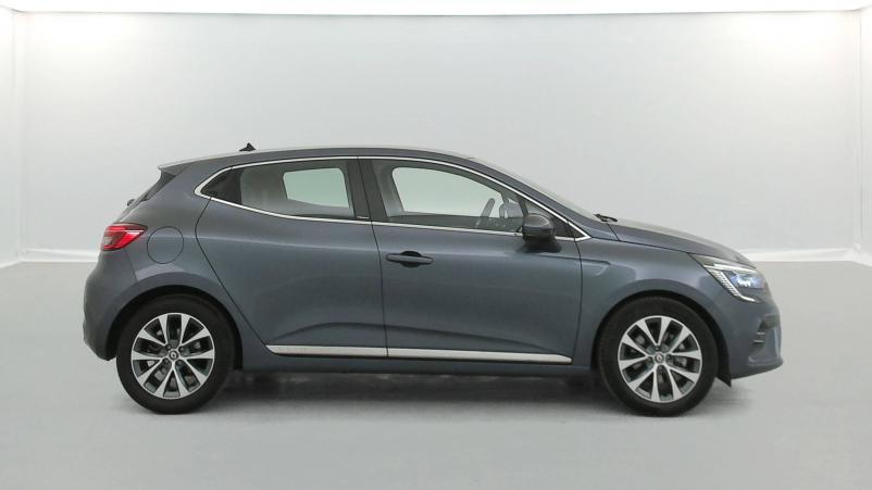 Vente en ligne Renault Clio 5 Clio E-Tech 140 au prix de 17 990 €