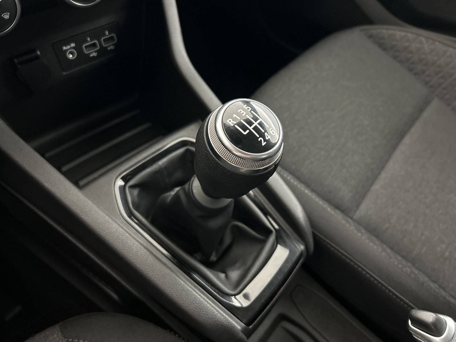 Vente en ligne Renault Clio 5 Clio TCe 100 GPL - 21N au prix de 13 490 €