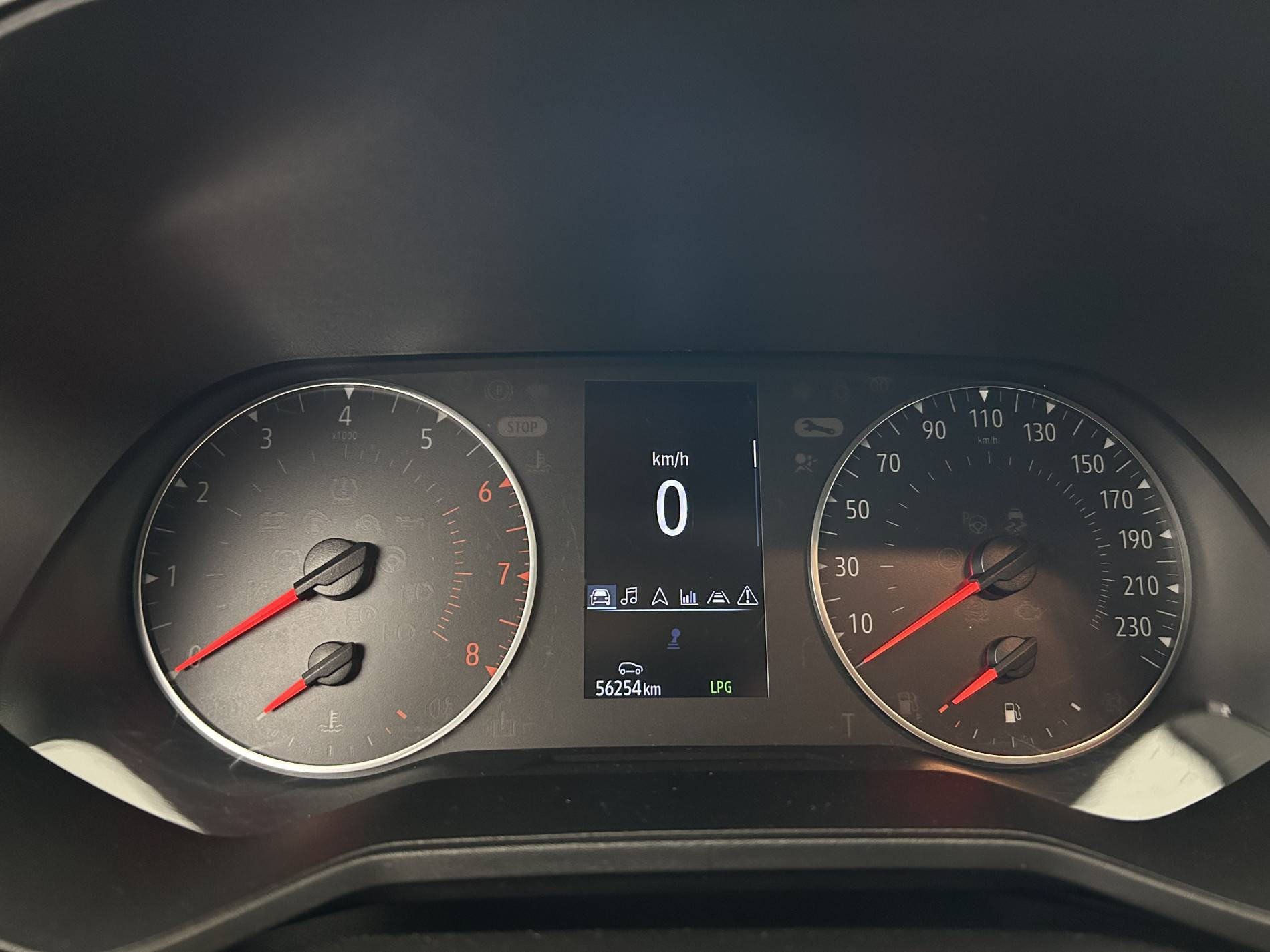 Vente en ligne Renault Clio 5 Clio TCe 100 GPL - 21N au prix de 13 490 €