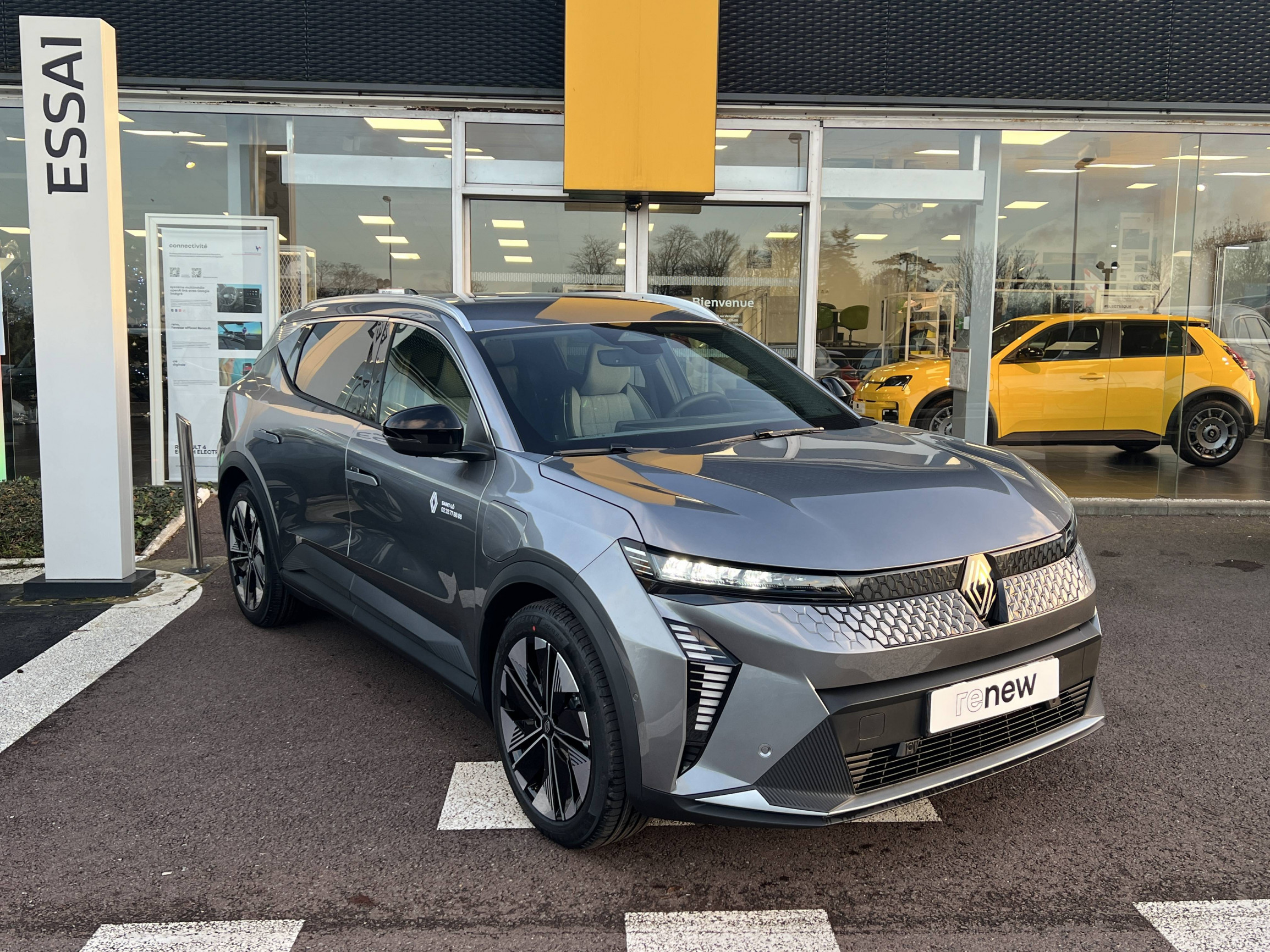 Vente en ligne Renault Scenic E-Tech  220 ch grande autonomie au prix de 43 500 €