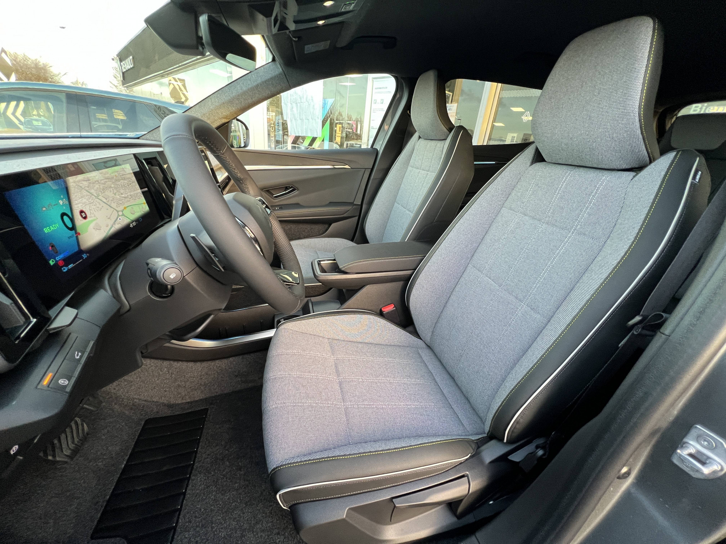 Vente en ligne Renault Scenic E-Tech  220 ch grande autonomie au prix de 43 500 €