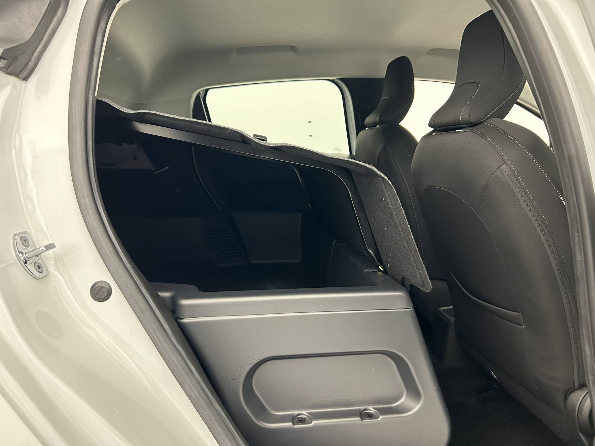 Vente en ligne Renault Clio 5 Clio E-Tech 140 - 21N au prix de 15 490 €