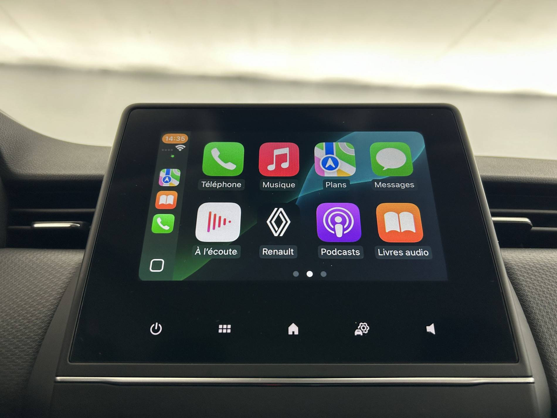 Vente en ligne Renault Clio 5 Clio E-Tech 140 - 21N au prix de 15 490 €