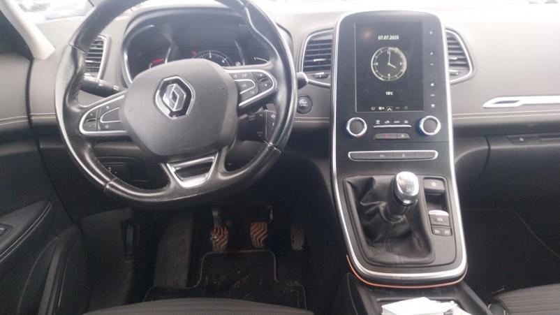 Vente en ligne Renault Grand Scenic 4 Grand Scenic Blue dCi 120 - 21 au prix de 18 990 €