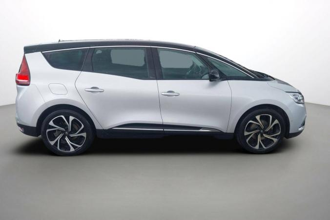 Vente en ligne Renault Grand Scenic 4 Grand Scenic Blue dCi 120 - 21 au prix de 18 990 €