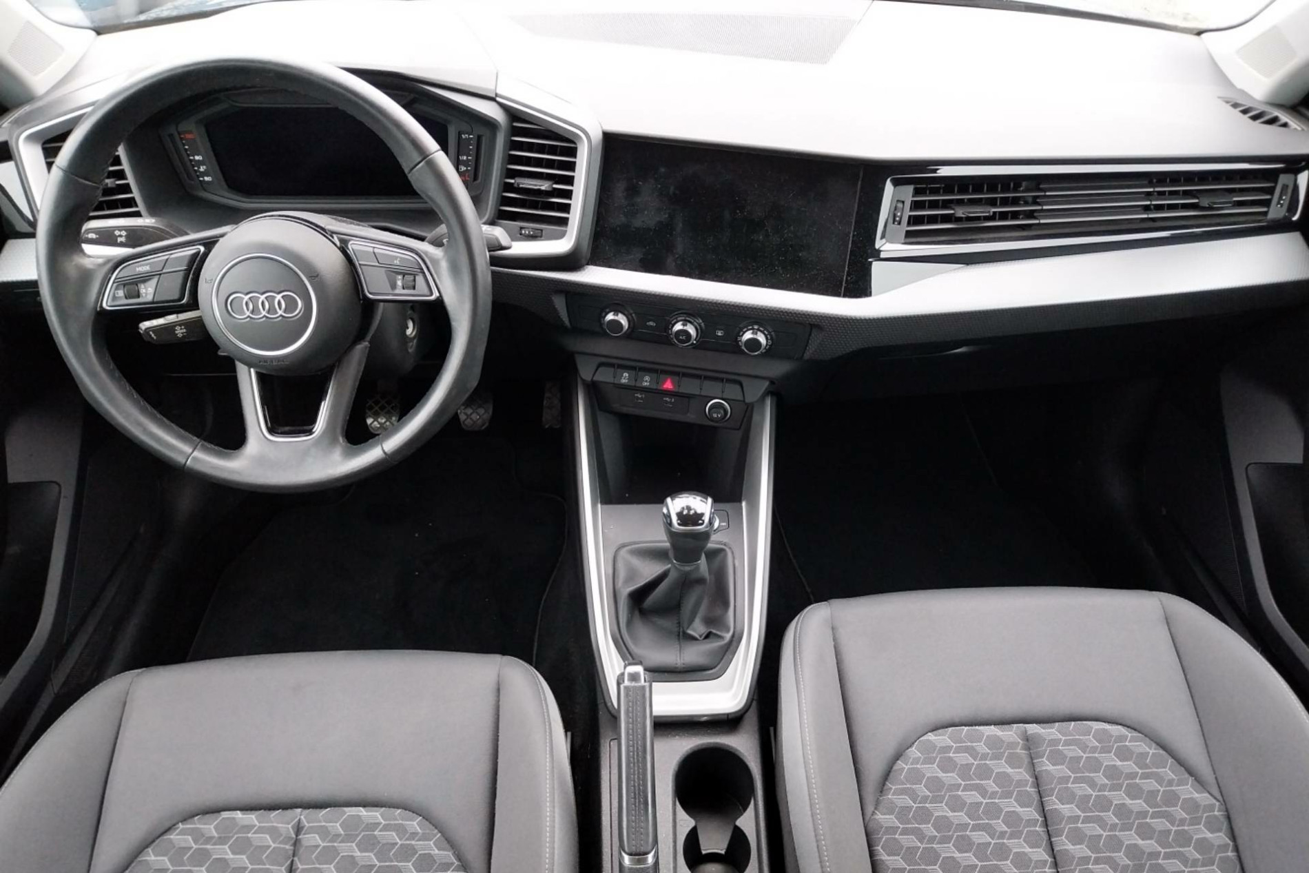 Vente en ligne Audi A1 Sportback  30 TFSI 110 ch BVM6 au prix de 19 890 €