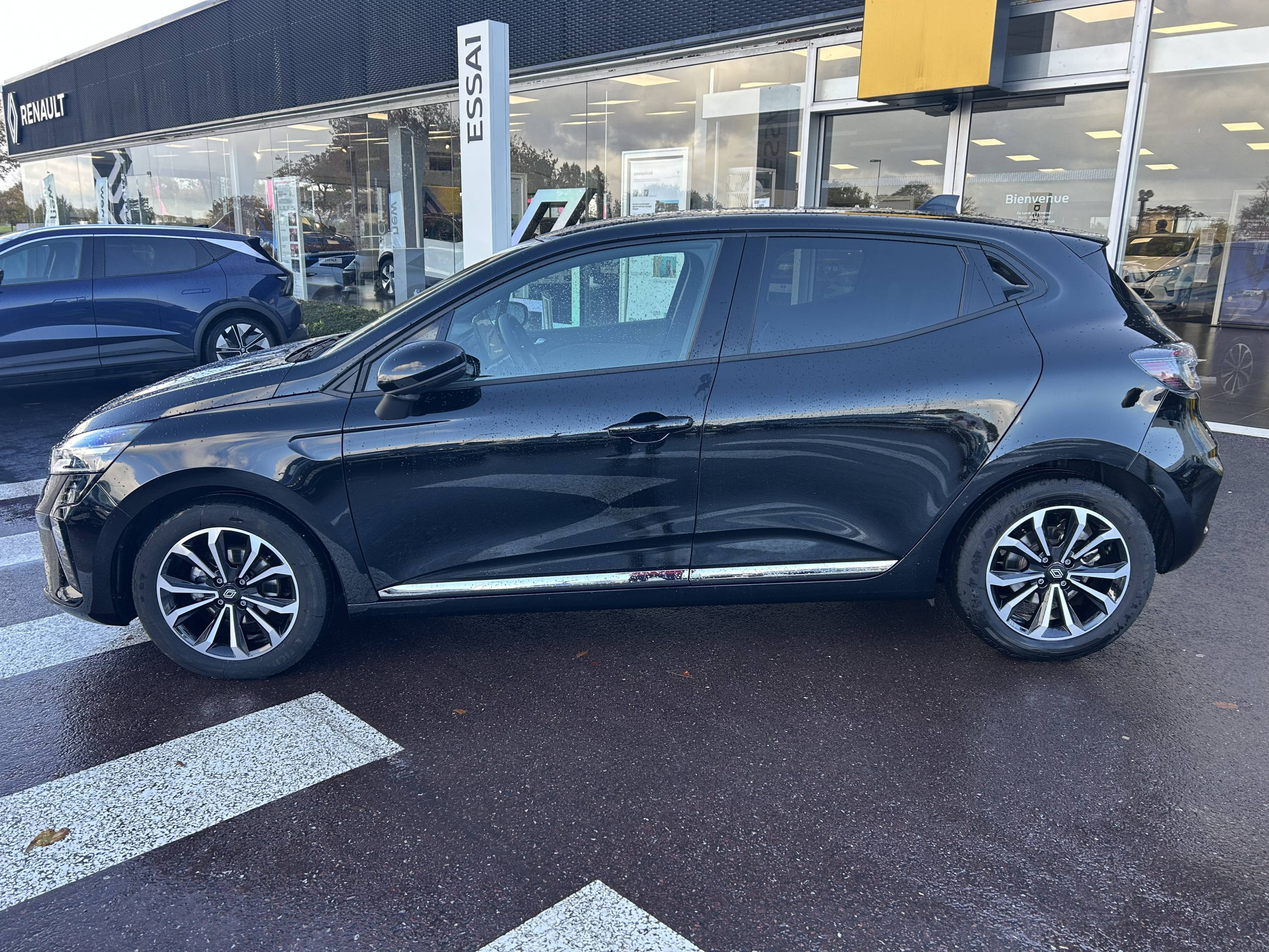 Vente en ligne Renault Clio 5 Clio TCe 90 ch GSR2 au prix de 18 790 €