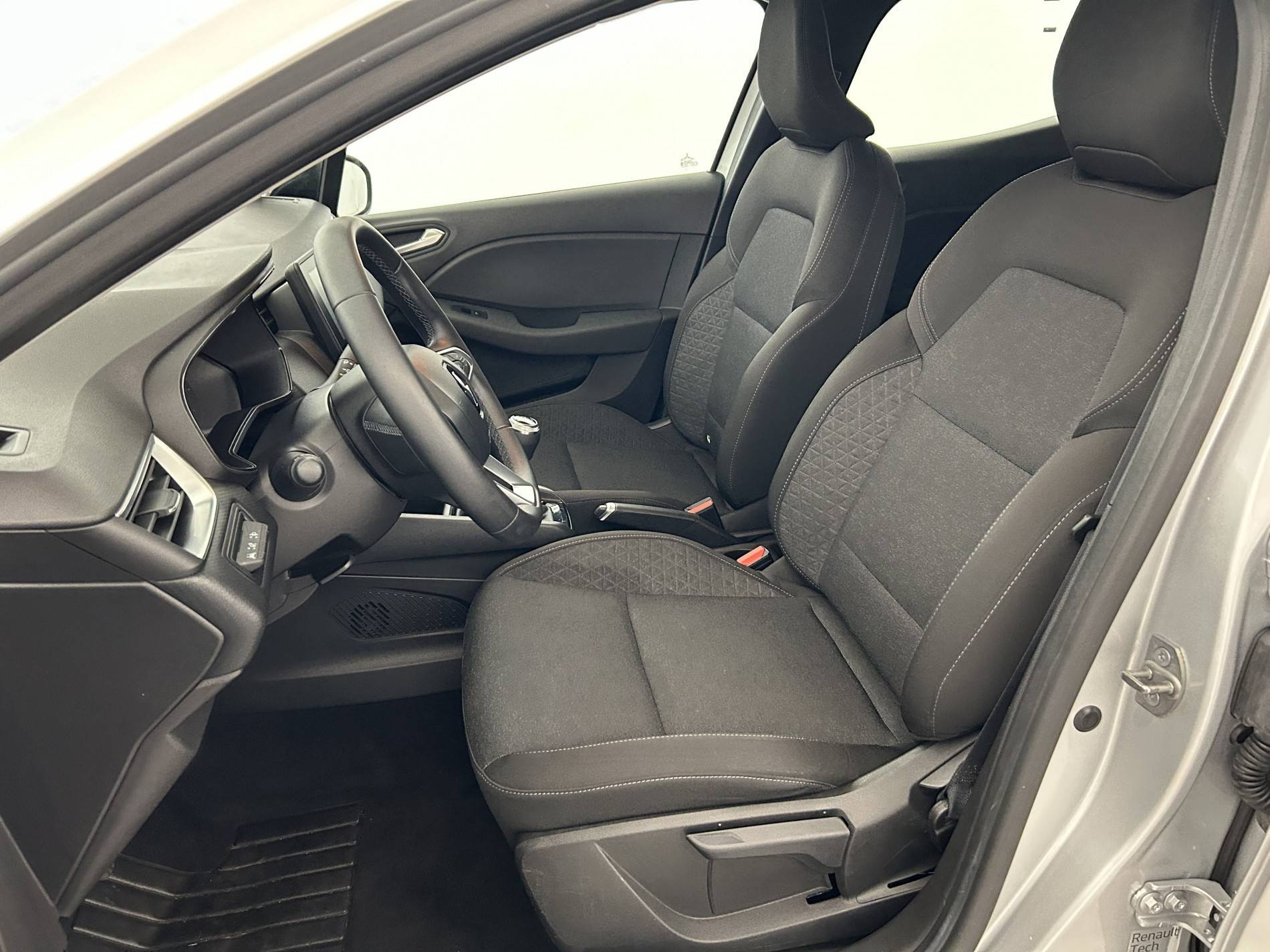 Vente en ligne Renault Clio 5 Clio TCe 90 au prix de 14 490 €