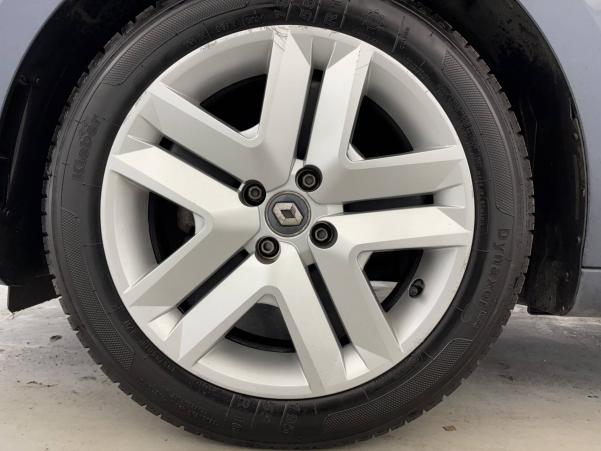 Vente en ligne Renault Clio 5 Clio TCe 90 - 21N au prix de 13 990 €