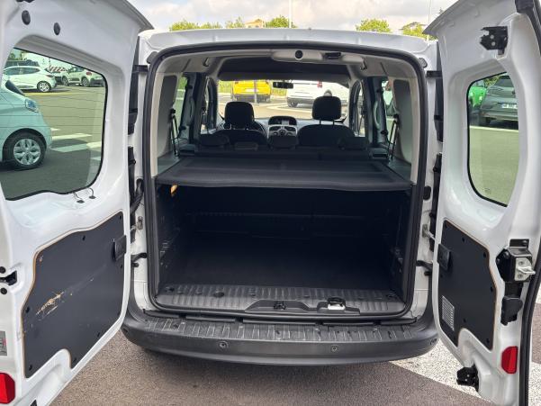 Vente en ligne Renault Kangoo  Blue dCi 95 au prix de 11 590 €