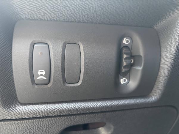 Vente en ligne Renault Kangoo  Blue dCi 95 au prix de 11 590 €
