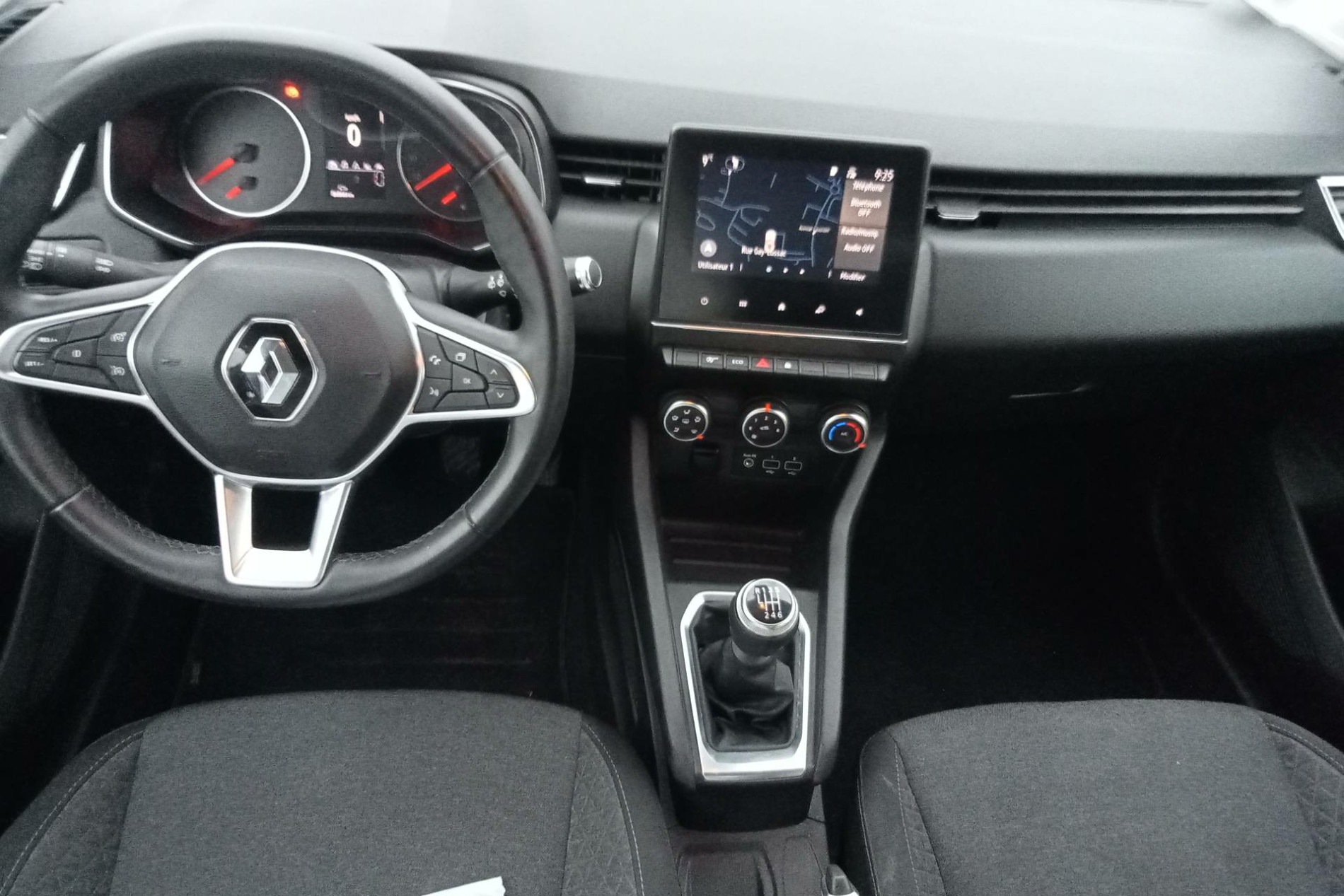 Vente en ligne Renault Clio 5 Clio TCe 100 GPL - 21 au prix de 11 990 €