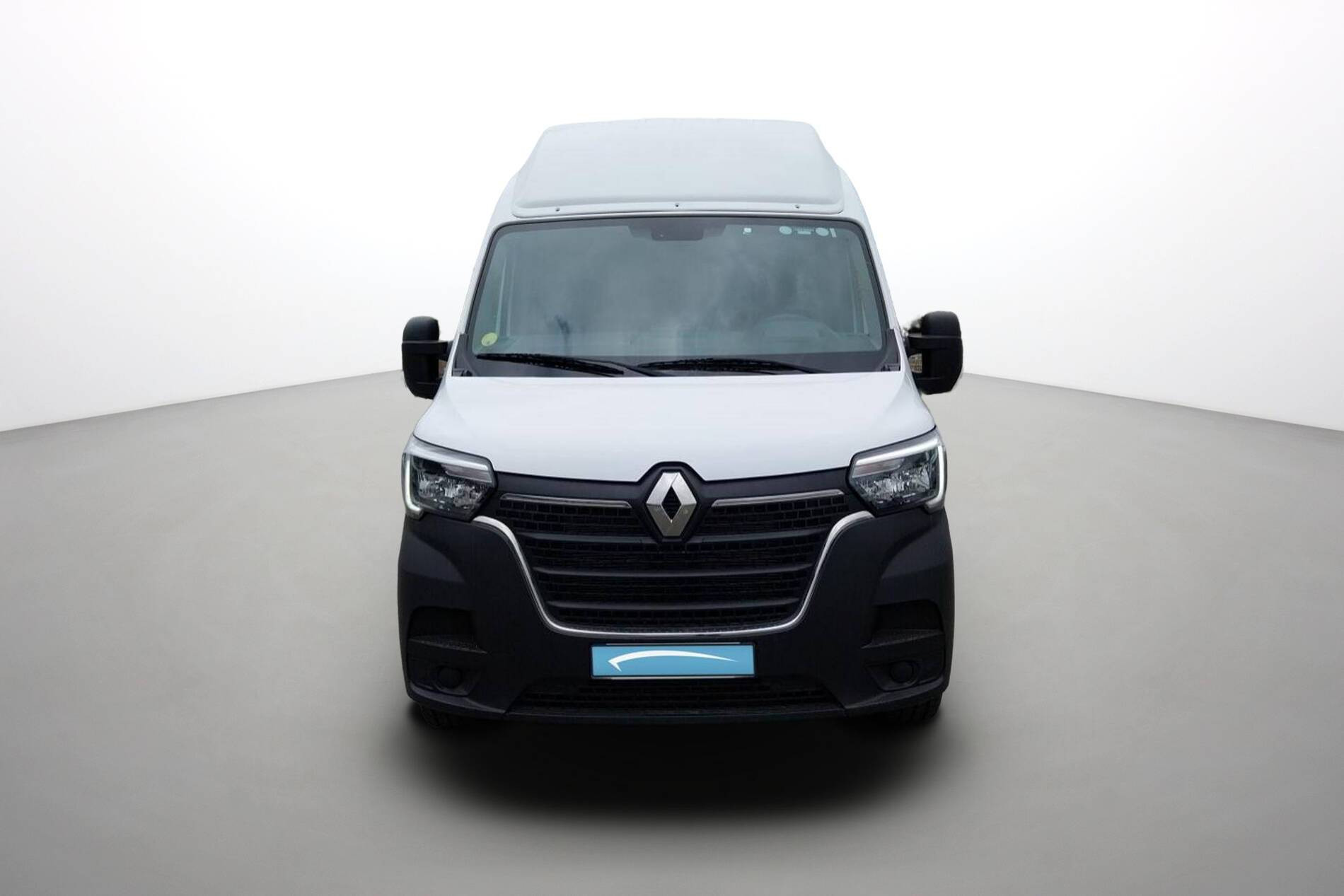 Vente en ligne Renault Master Fourgon MASTER FGN TRAC F3500 L3H3 BLUE DCI 135 au prix de 29 690 €