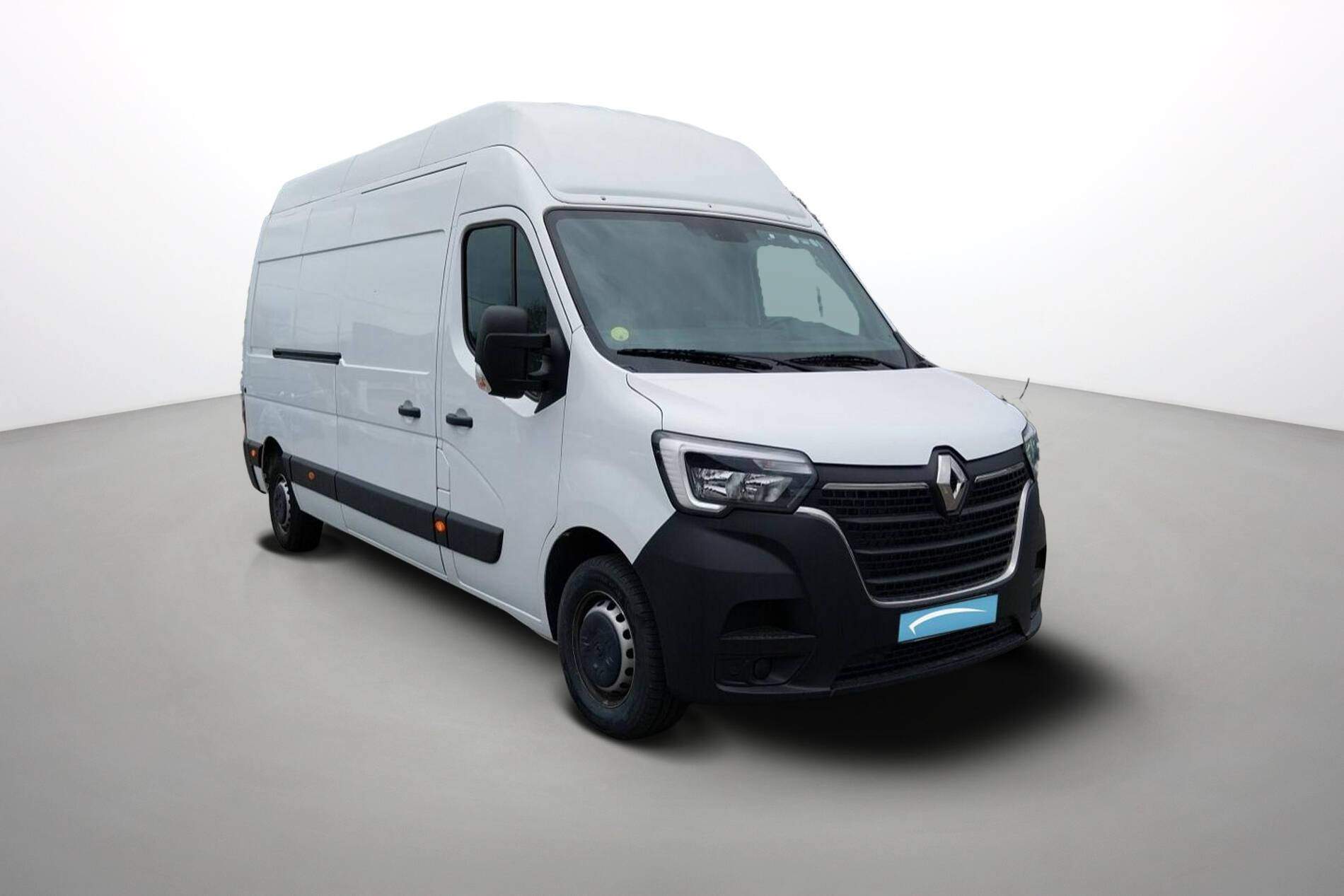 Vente en ligne Renault Master Fourgon MASTER FGN TRAC F3500 L3H3 BLUE DCI 135 au prix de 29 690 €